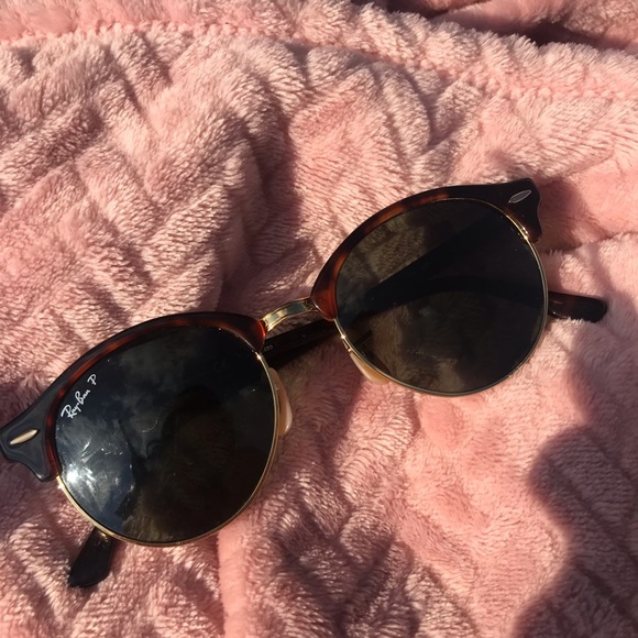 Ray bans 4246 - Picture 2 of 2